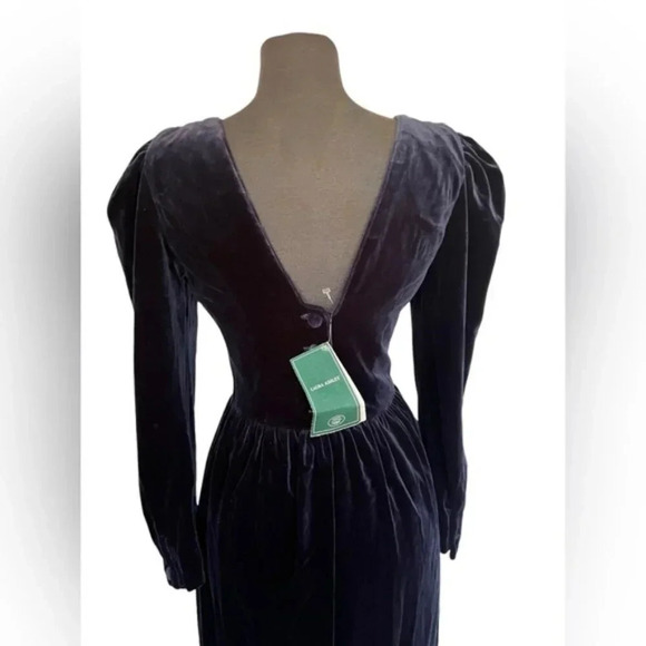 Vintage Laura Ashley dress SIZE US 10 UK 12 Navy velvet 1980's sexy goth - Picture 5 of 8